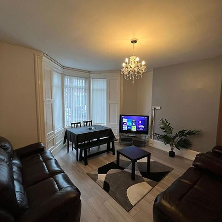 Arthurs Hill Newcastle, Free Parking Fully Equipped Kitchen 4 Bedrooms, Near City Centre المظهر الخارجي الصورة