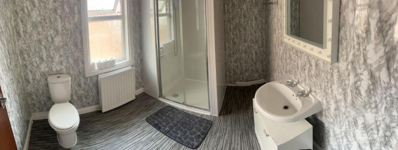 Arthurs Hill Newcastle, Free Parking Fully Equipped Kitchen 4 Bedrooms, Near City Centre المظهر الخارجي الصورة