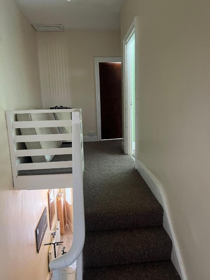 Arthurs Hill Newcastle, Free Parking Fully Equipped Kitchen 4 Bedrooms, Near City Centre المظهر الخارجي الصورة