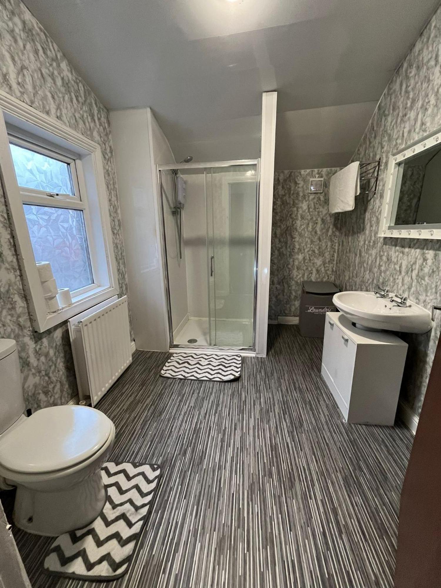 Arthurs Hill Newcastle, Free Parking Fully Equipped Kitchen 4 Bedrooms, Near City Centre المظهر الخارجي الصورة
